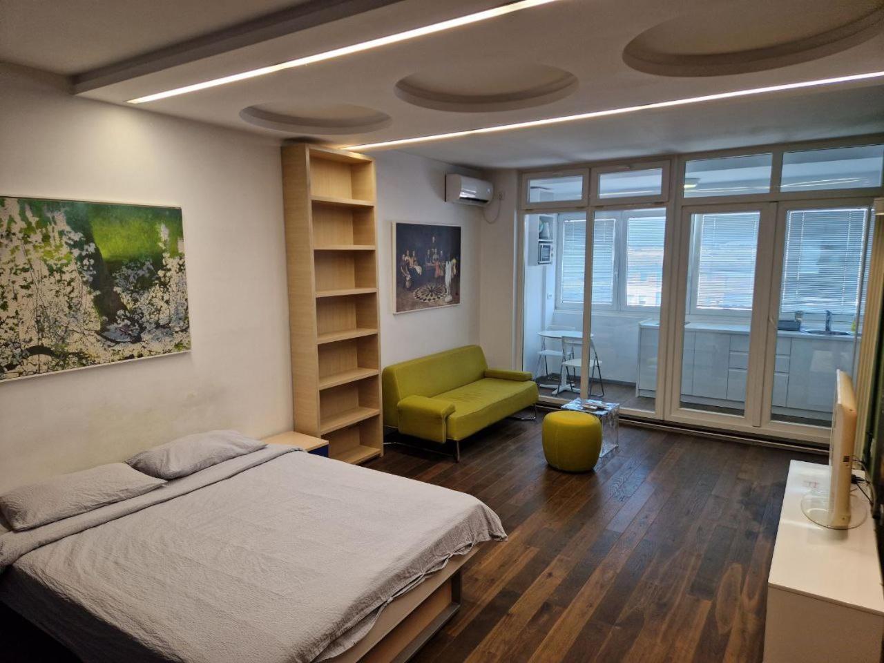 Status Superior Apartments Belgrado Esterno foto