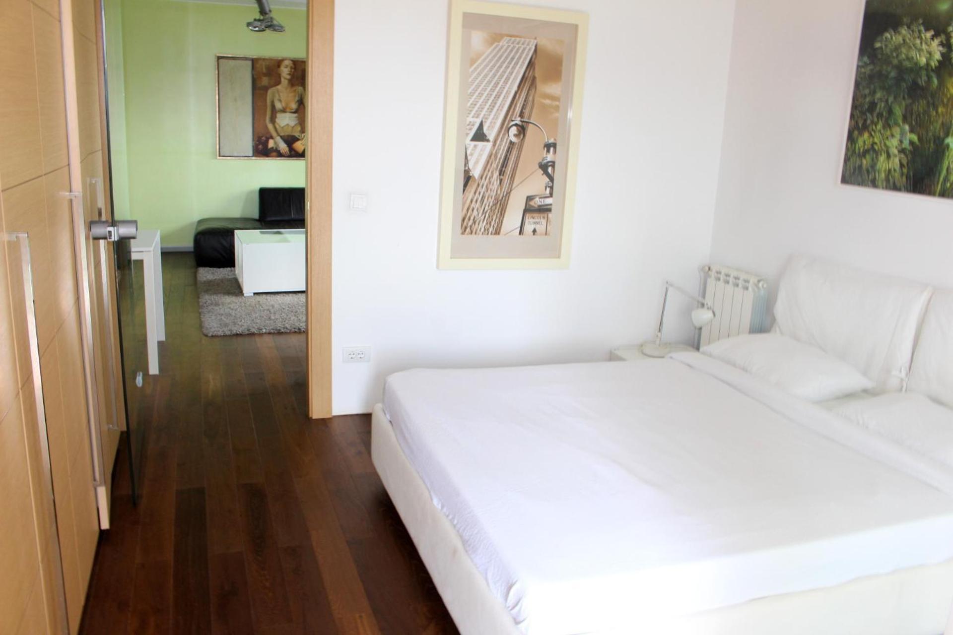 Status Superior Apartments Belgrado Esterno foto