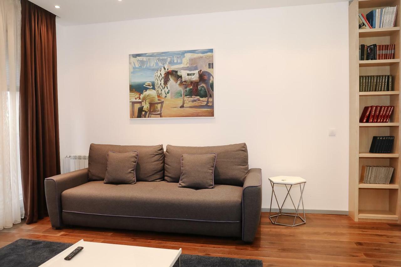 Status Superior Apartments Belgrado Esterno foto