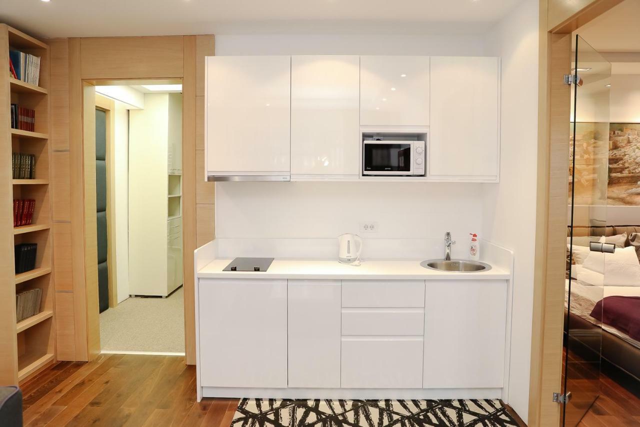 Status Superior Apartments Belgrado Esterno foto