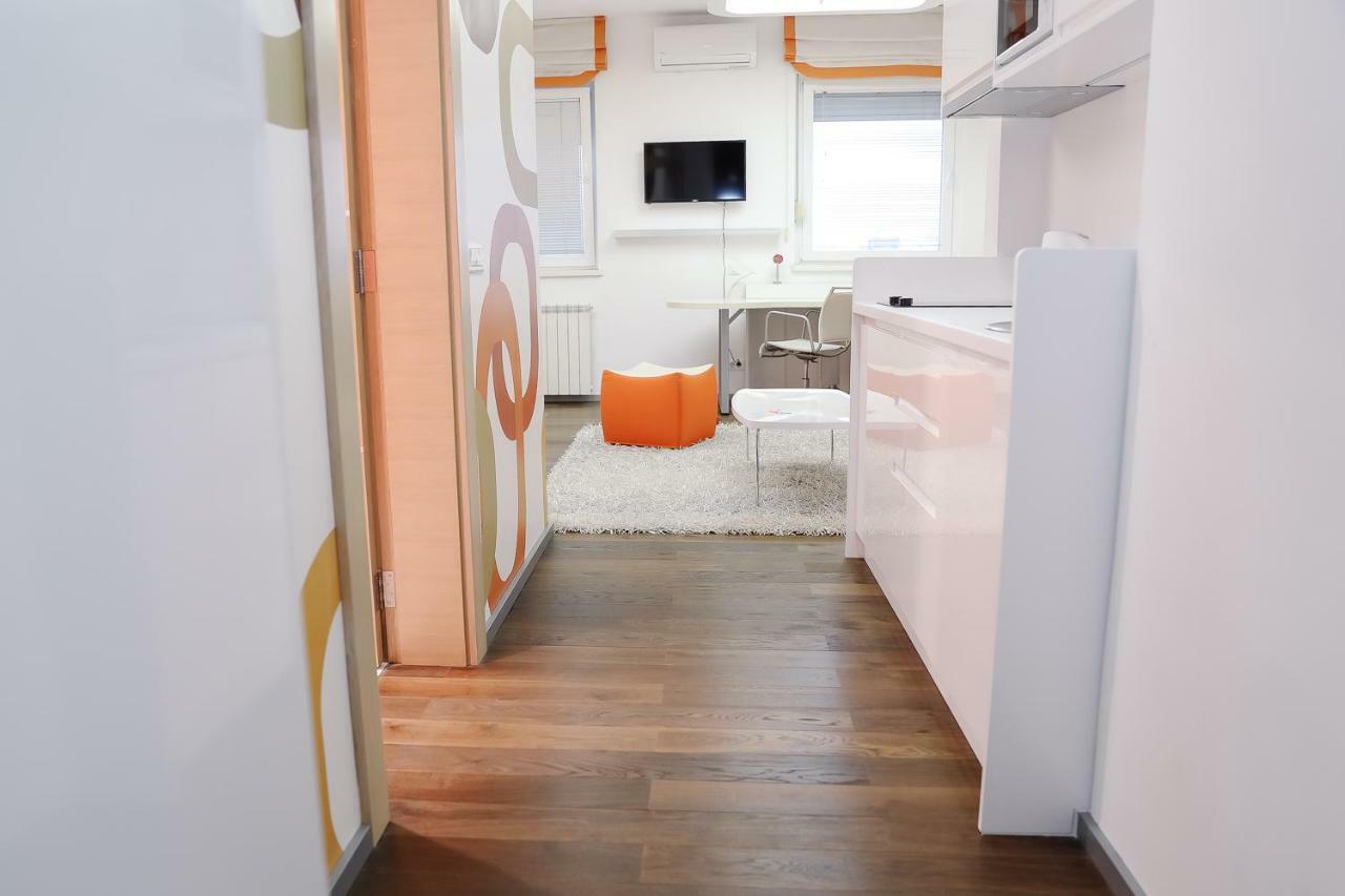 Status Superior Apartments Belgrado Esterno foto