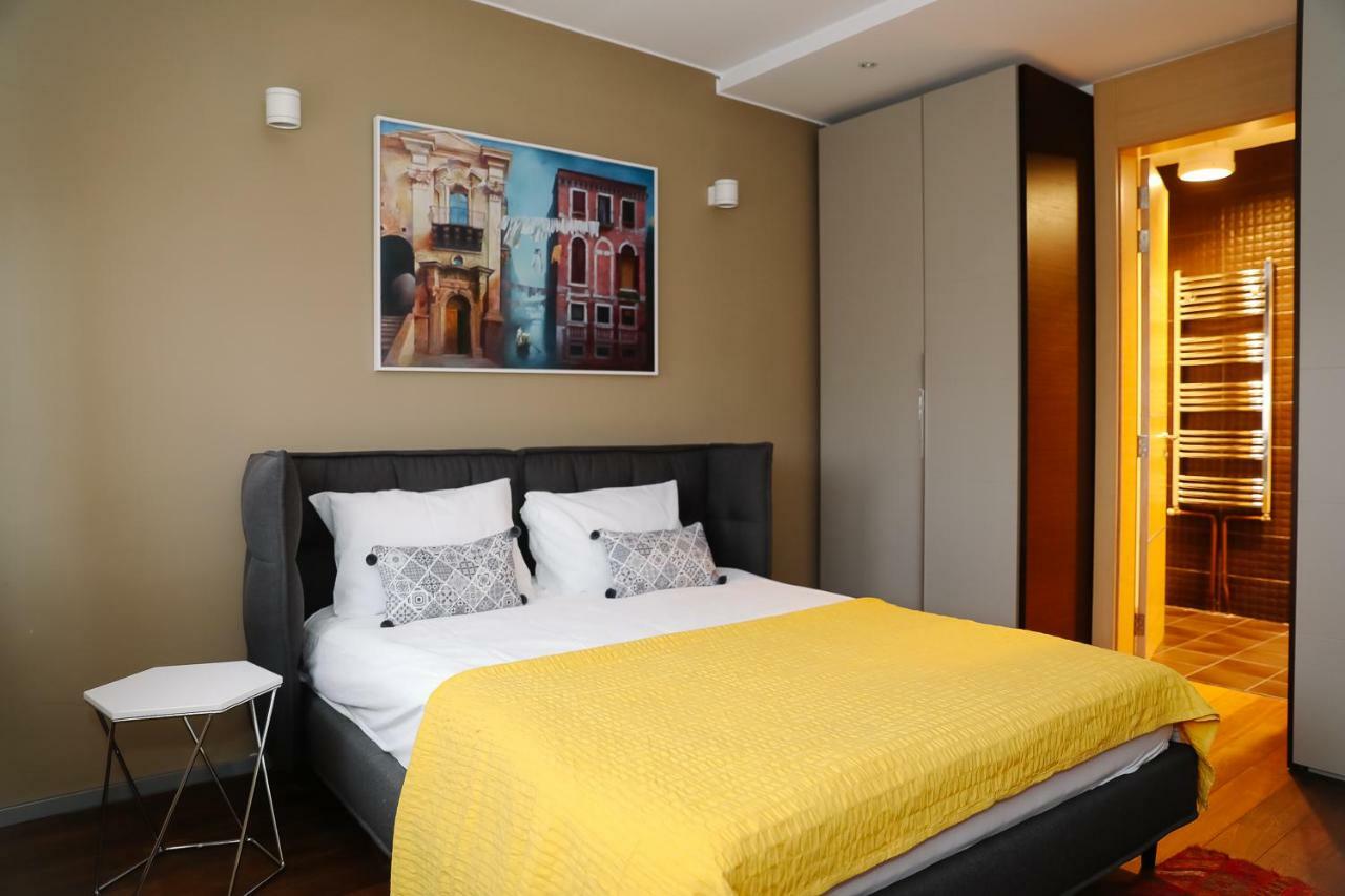 Status Superior Apartments Belgrado Esterno foto